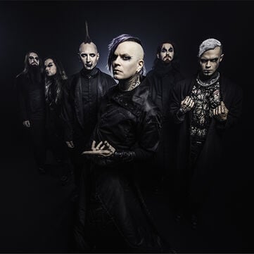 Merch fitting with Chris Harms!