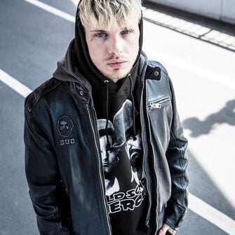 Between Seasons Jackets / Discover now!