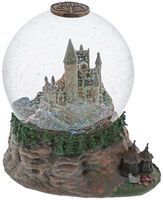 Hogwarts - Snow Globe